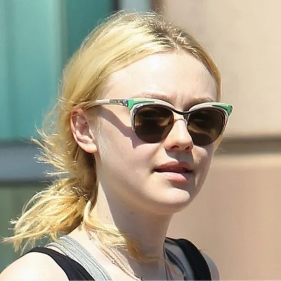 Prada Retro Dixie runway mirrored sunglasses - Picture 16 of 16